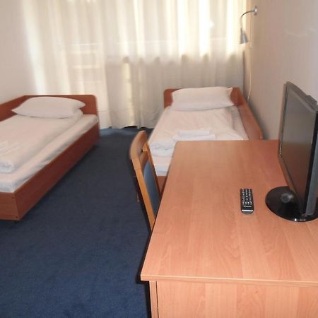 Irss Osrodek Szkoleniowy Otel Białobrzegi Dış mekan fotoğraf