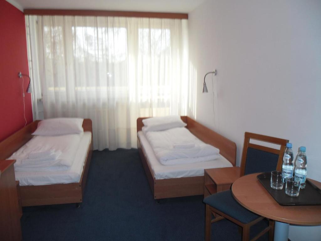 Irss Osrodek Szkoleniowy Otel Białobrzegi Dış mekan fotoğraf