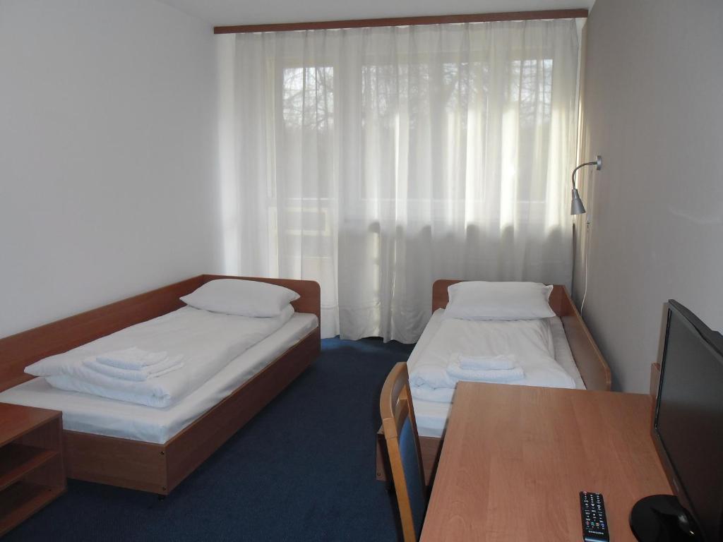 Irss Osrodek Szkoleniowy Otel Białobrzegi Dış mekan fotoğraf